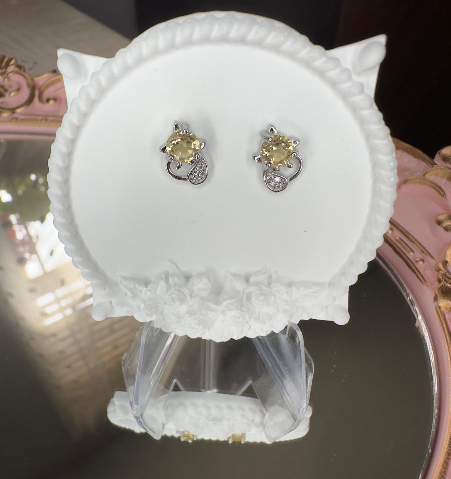 Citrine Cat Stud Earrings – Sterling Silver
