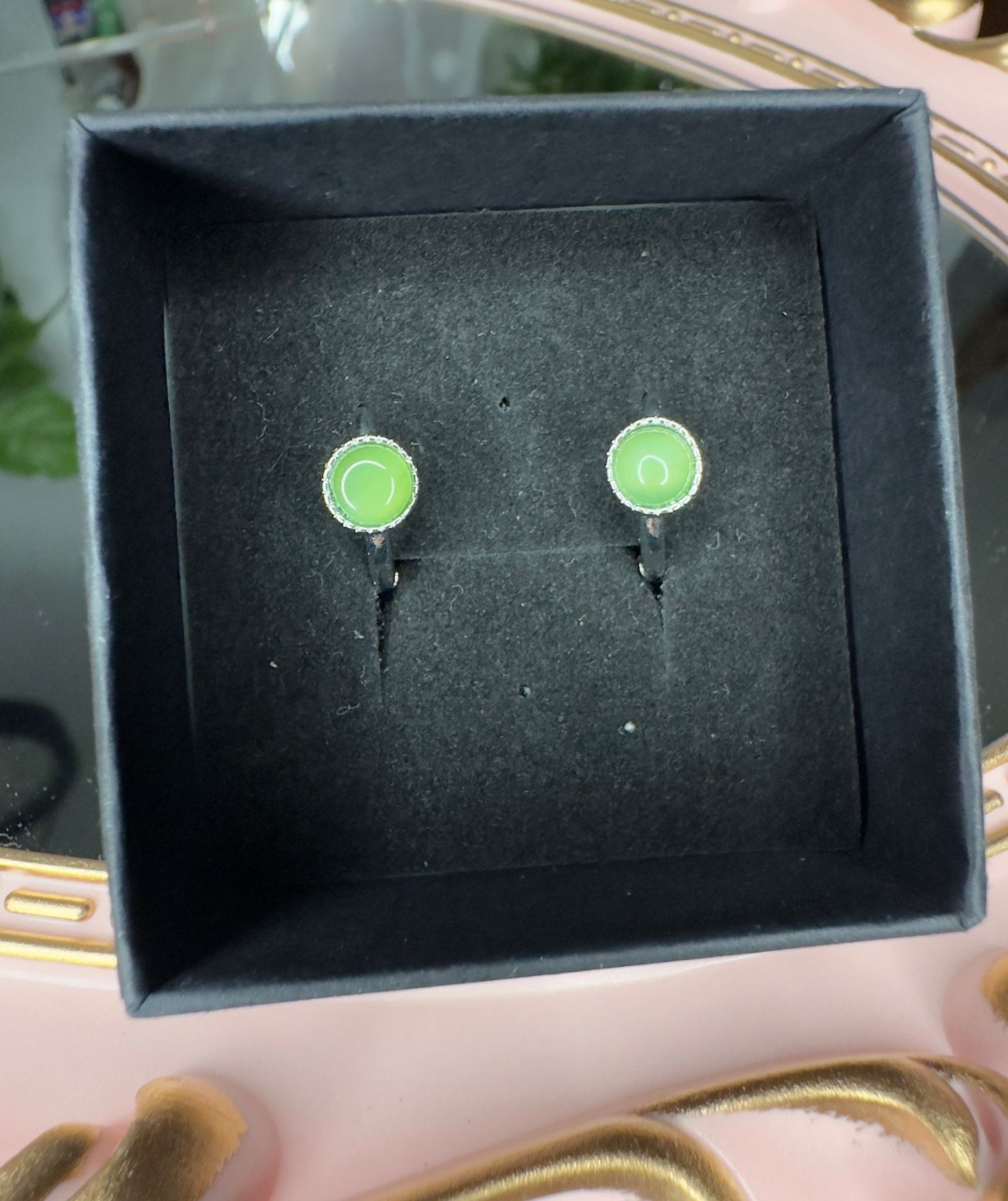 Jade Earrings – luck, harmony & timeless elegance
