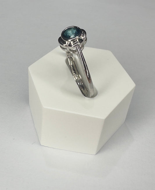 Adjustable Blue Apatite Flower Ring in Silver Plated Copper