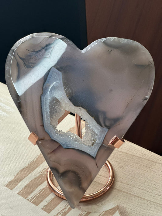 Large Agate Heart with Druzy Window – Polished Crystal Carving