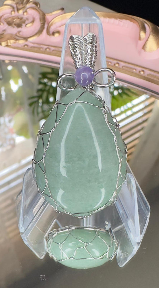 Aventurine & Amethyst Pendant – luck, balance & healing energy