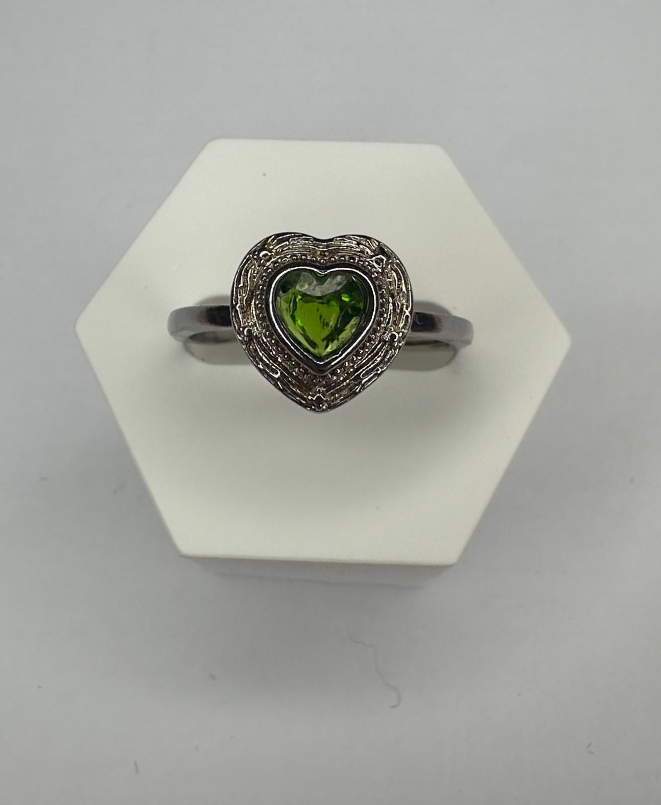 Peridot Heart Ring in White Copper (Adjustable)