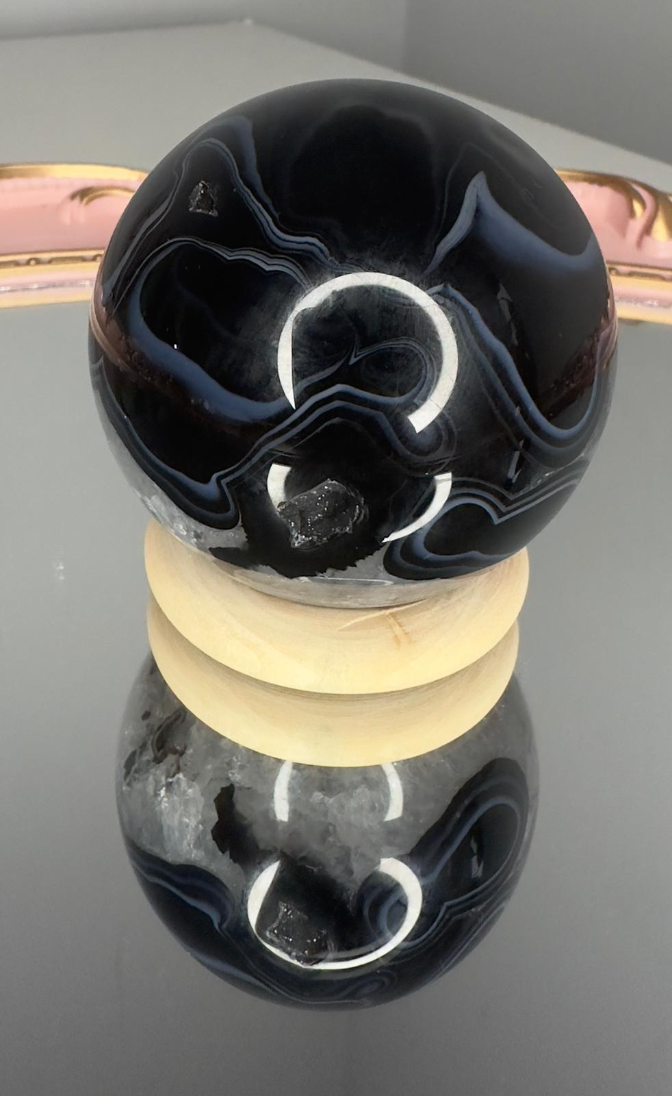 Black Agate Geode Sphere  (Diameter: 5.4 cm Weight: 202 g)