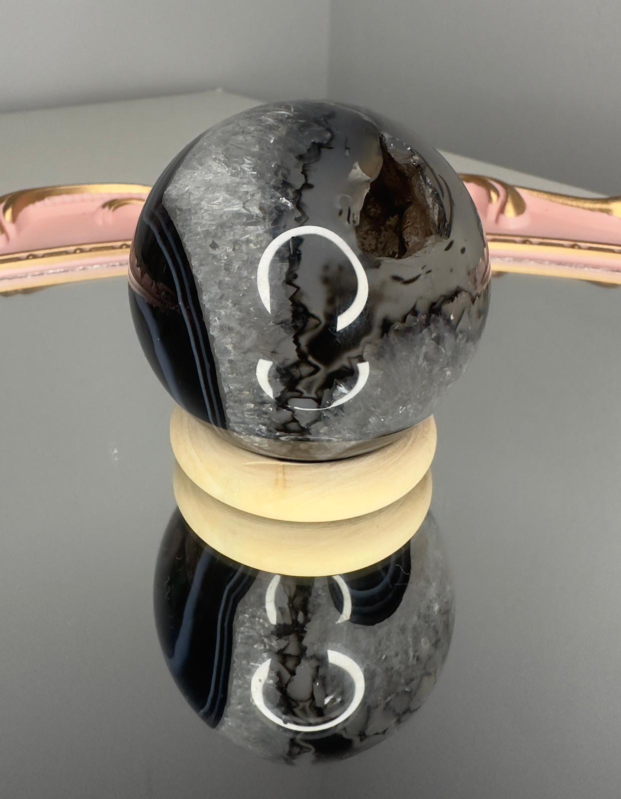 Black Agate Geode Sphere  (Diameter: 5.4 cm Weight: 202 g)